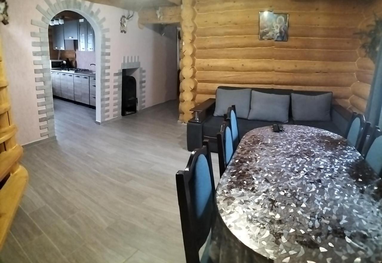"Бджілка" І " Садиба Для Відпочинку" Lyuta Exterior foto