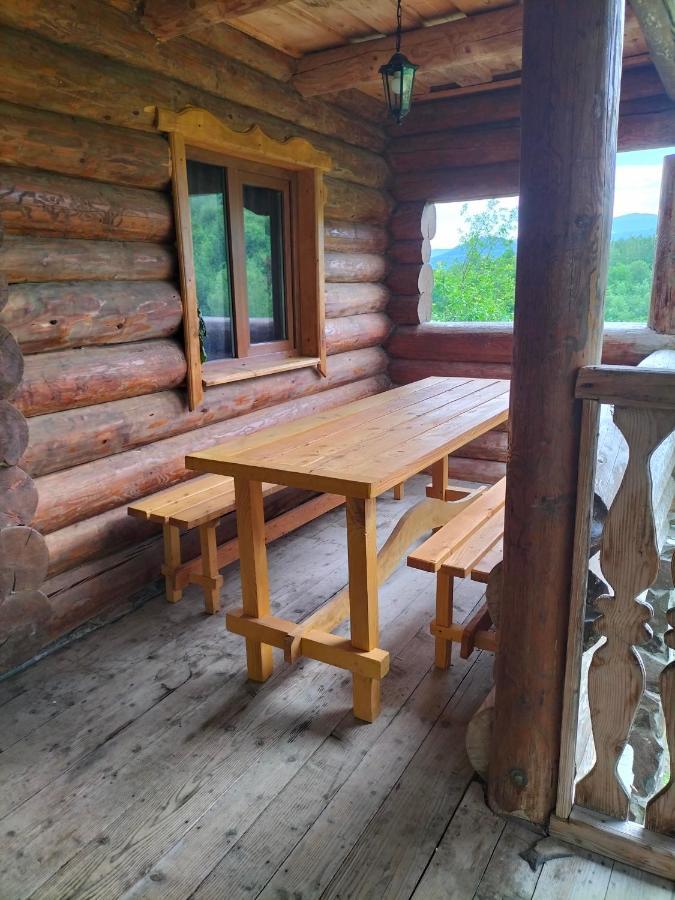 "Бджілка" І " Садиба Для Відпочинку" Lyuta Exterior foto